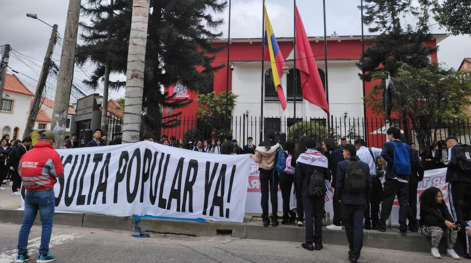 La consulta popular en el centro del debate político y de la movilización ciudadana