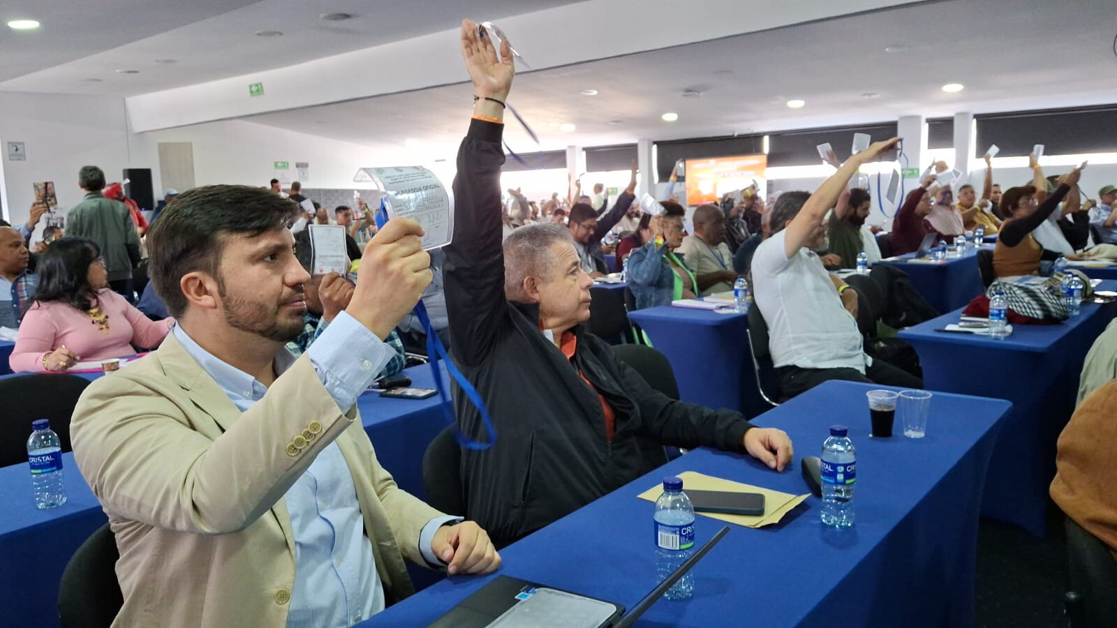 Declaración política de la junta nacional de la CUT