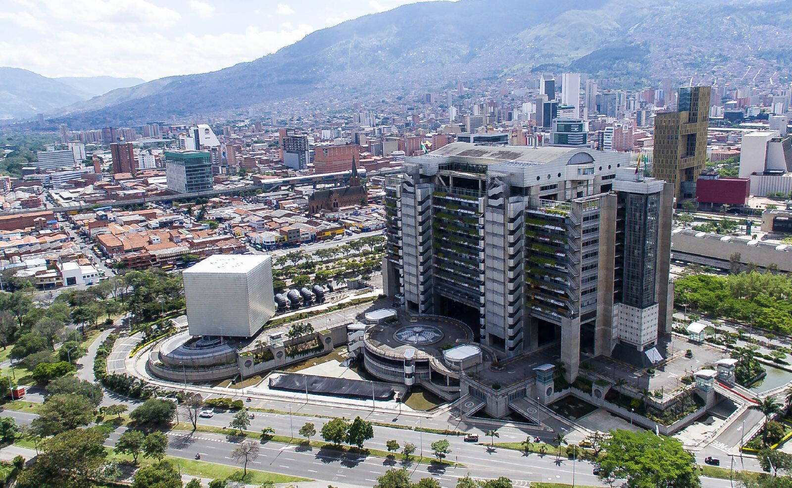 Nueva jugadita en busca de precarizar a los trabajadores