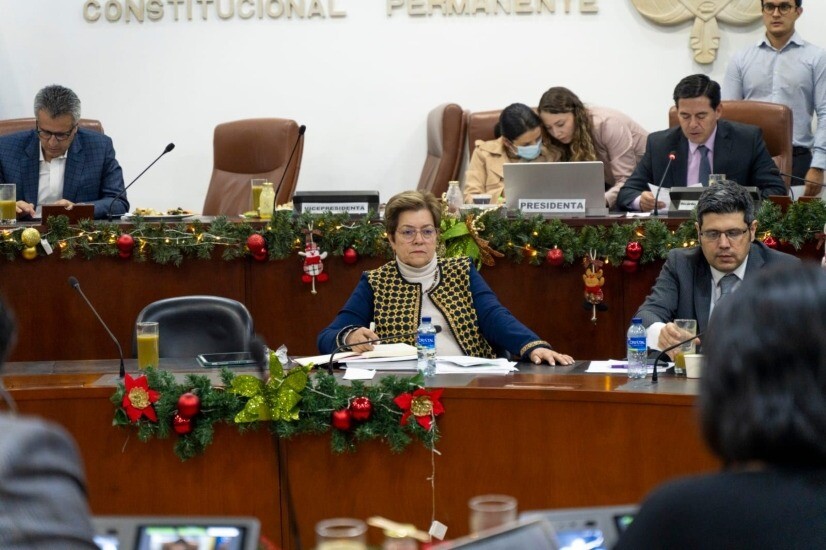 Jornada nocturna desde las 7:00 p.m. y pago del 100% de dominicales y festivos, hacen parte de los 16 artículos aprobados de la reforma laboral