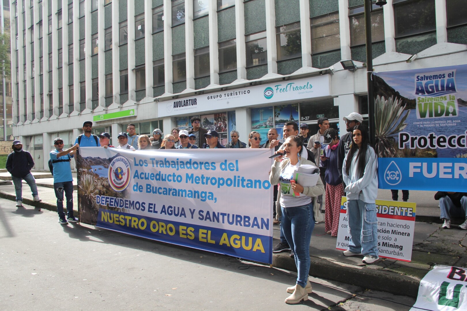 Este lunes ante el Minambiente