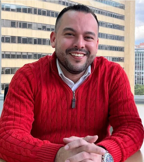 ¿Reforma laboral por decreto?