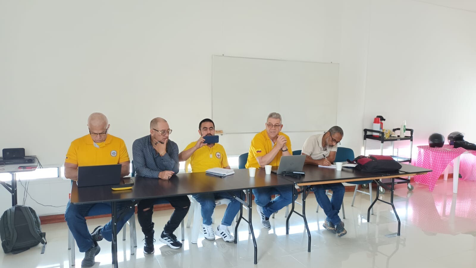 En Junta Directiva Nacional de Sintraemsdes en Cali