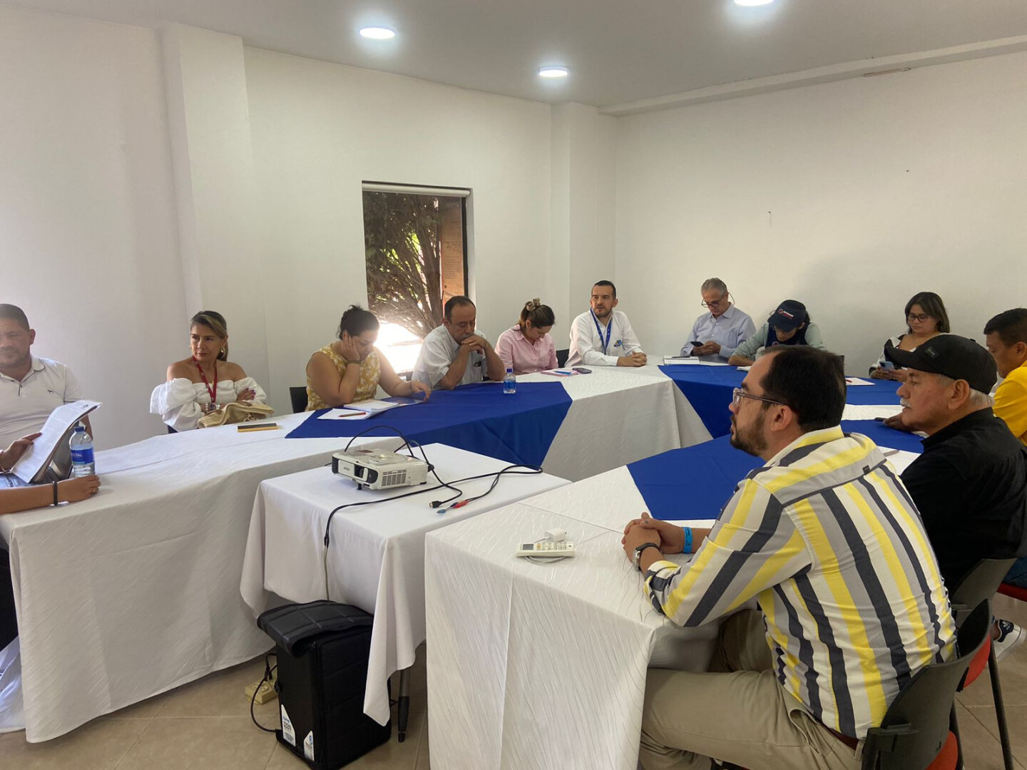 Entre Acuasan y Sintraemsdes